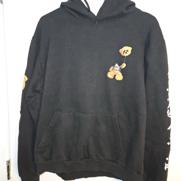 Limited Edition Black Bear Hoodie - Picture 4 of 5